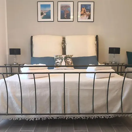 Casa La Morettina - Cortile Privato Interno アパート シラクーサ